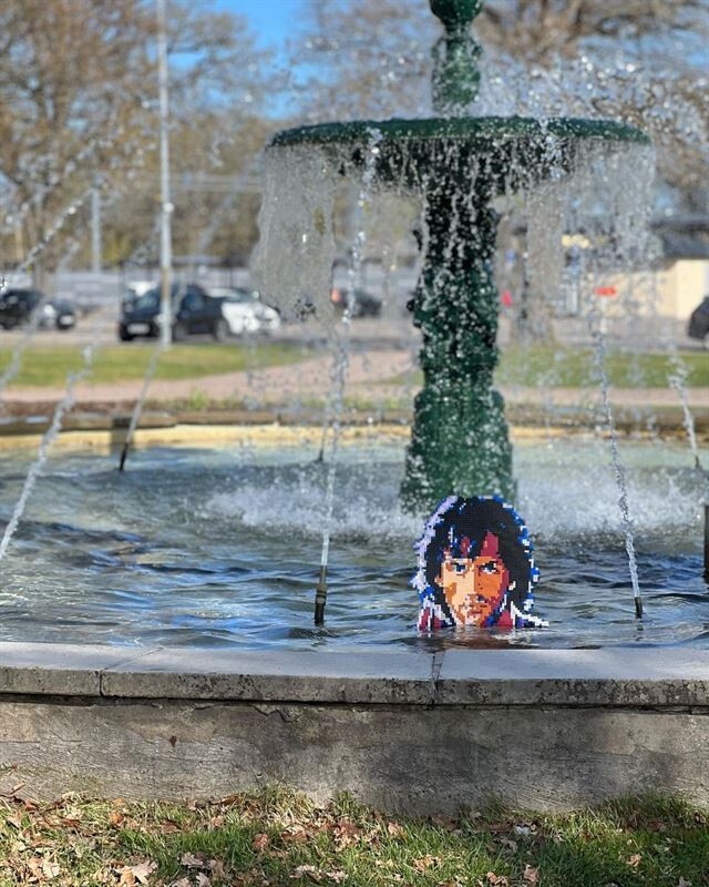 Піксельний стріт-арт на вулицях Швеції (фото)