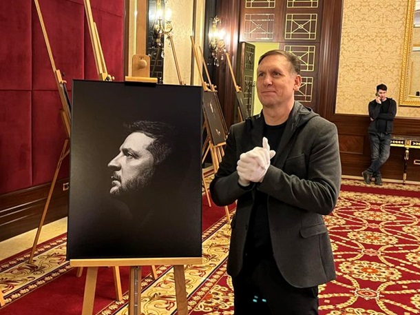 Портрет Зеленського для обкладинки Time продали на аукціоні (ФОТО)