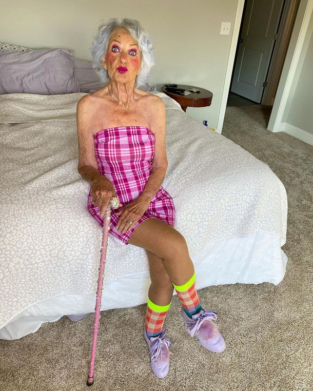 93-летняя бабушка стала звездой Instagram (ФОТО)