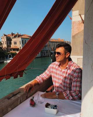 Николай Тищенко поделился снимками с семейного отпуска в Венеции