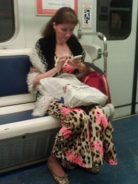 Потішні знімки «модників» із метро
