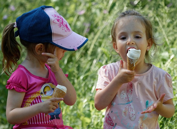 15+ добряків, які не згодні з фразою «людина людині вовк»