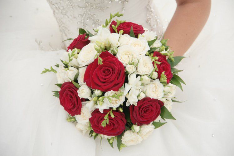 Результат пошуку зображень за запитом "свадебній букет из роз" | Floral ...