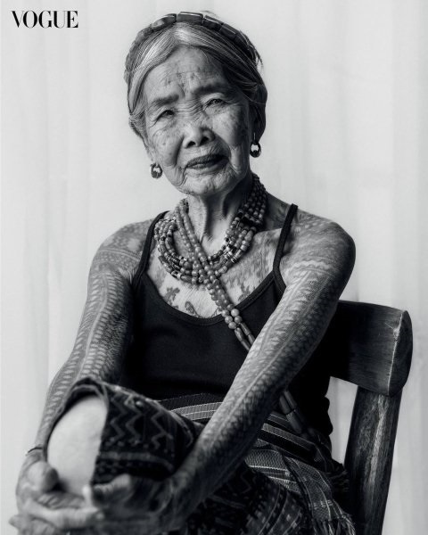 106-летняя тату-мастер украсила обложку Vogue (видео)