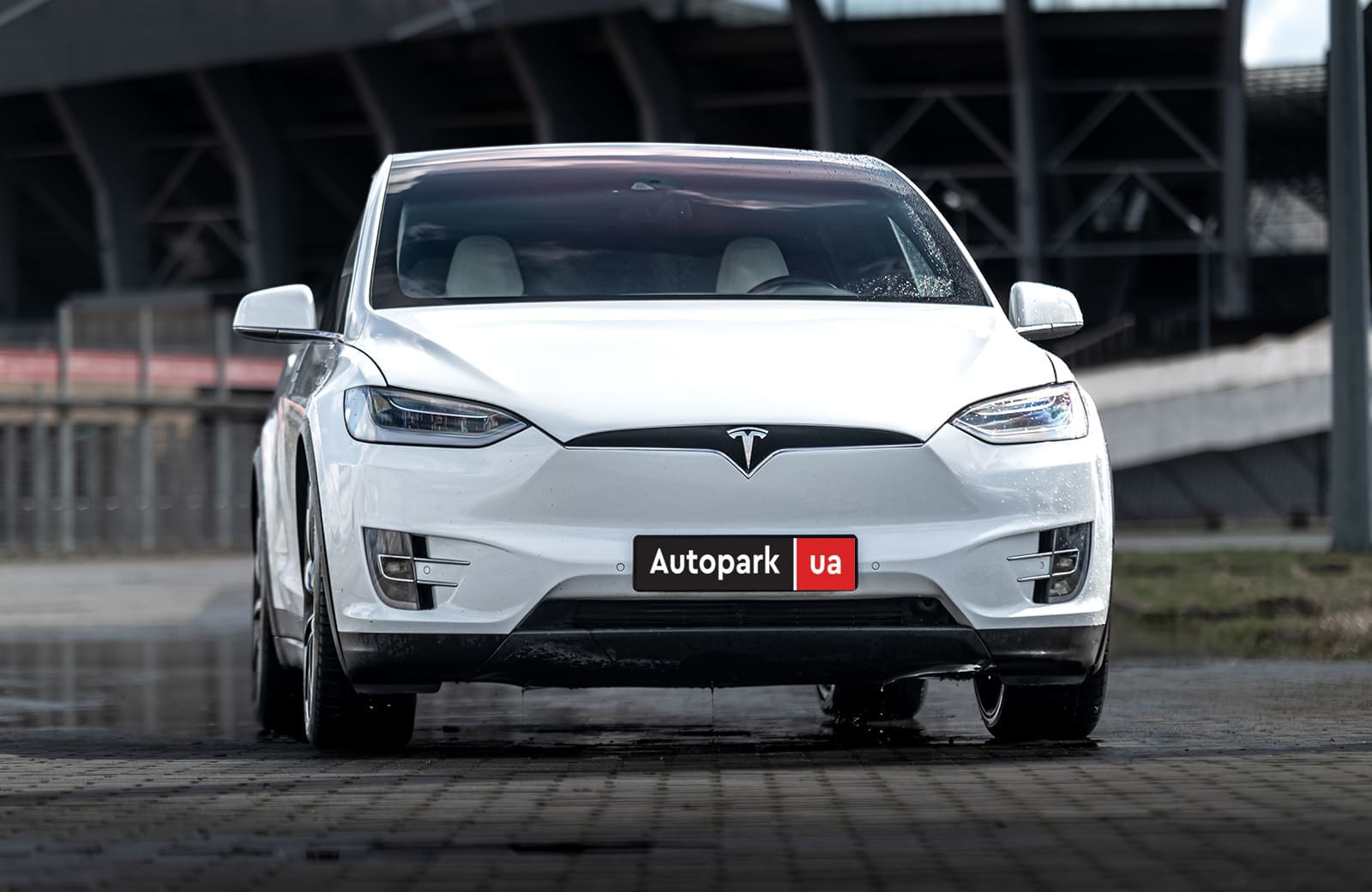 Внедорожник / Кроссовер Tesla Model X 2016 Код товара: 38192 в Львов - Фото 1