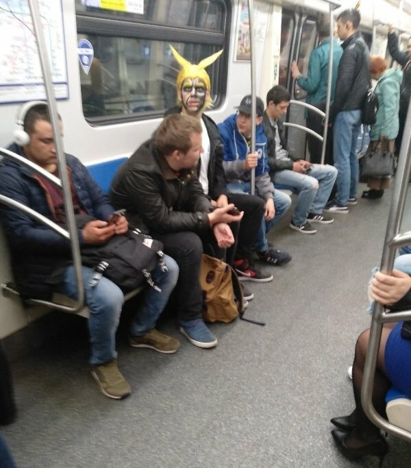 Смішні пасажири, що зустрічаються в метро