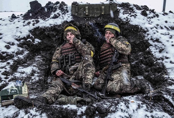 Три фото про війну в Україні номіновані на звання Фото року