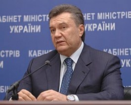 Янукович придумает, как дружить с НАТО, не вступая туда