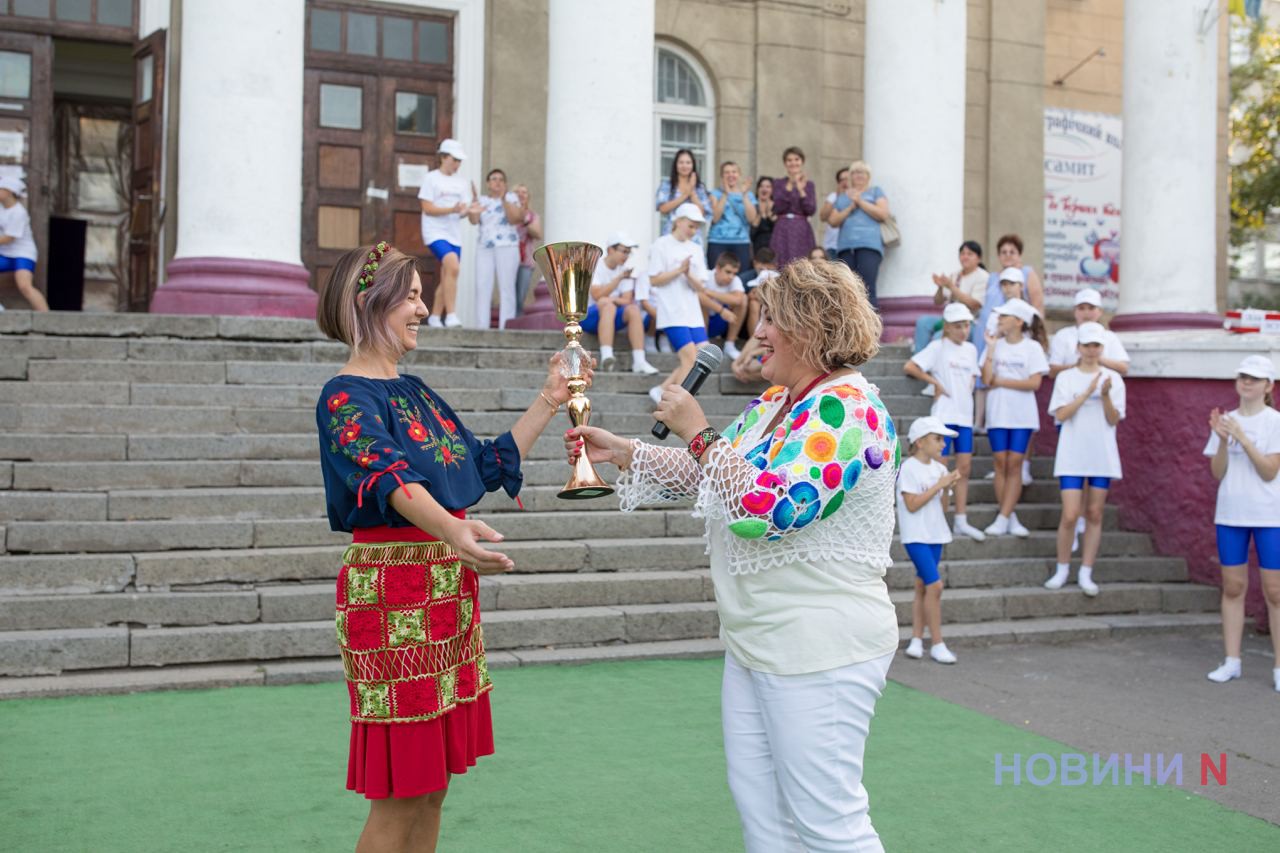 В Миколаєві виступив зразковий ансамбль танцю «Оксамит»  (фоторепортаж)