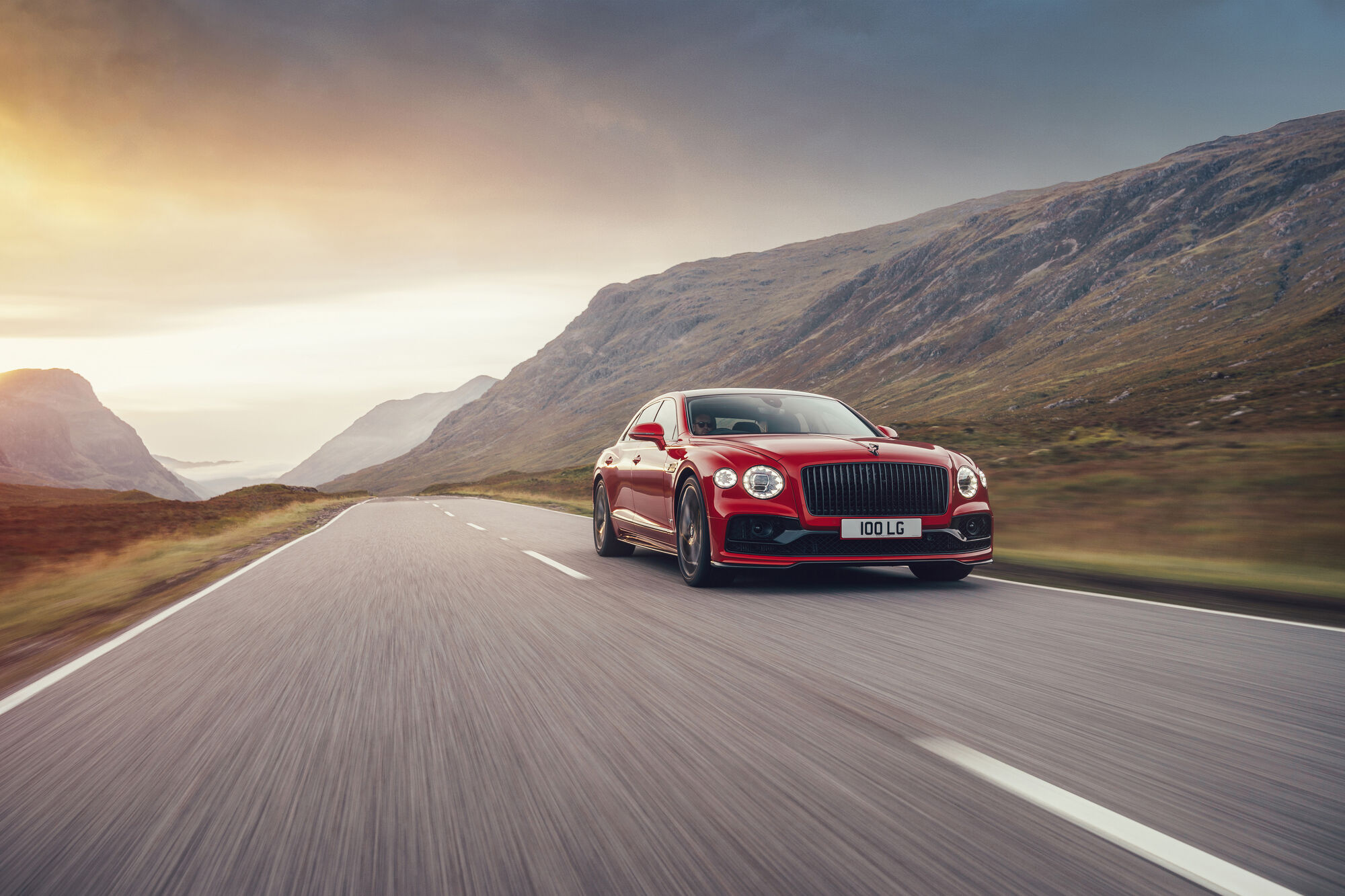 Чому Bentley найкращий вибір серед автомобілів люкс класу