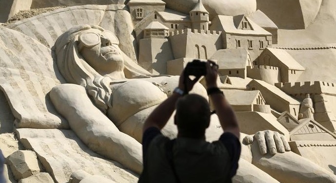 Самый высокий песочный замок соорудили в Германии