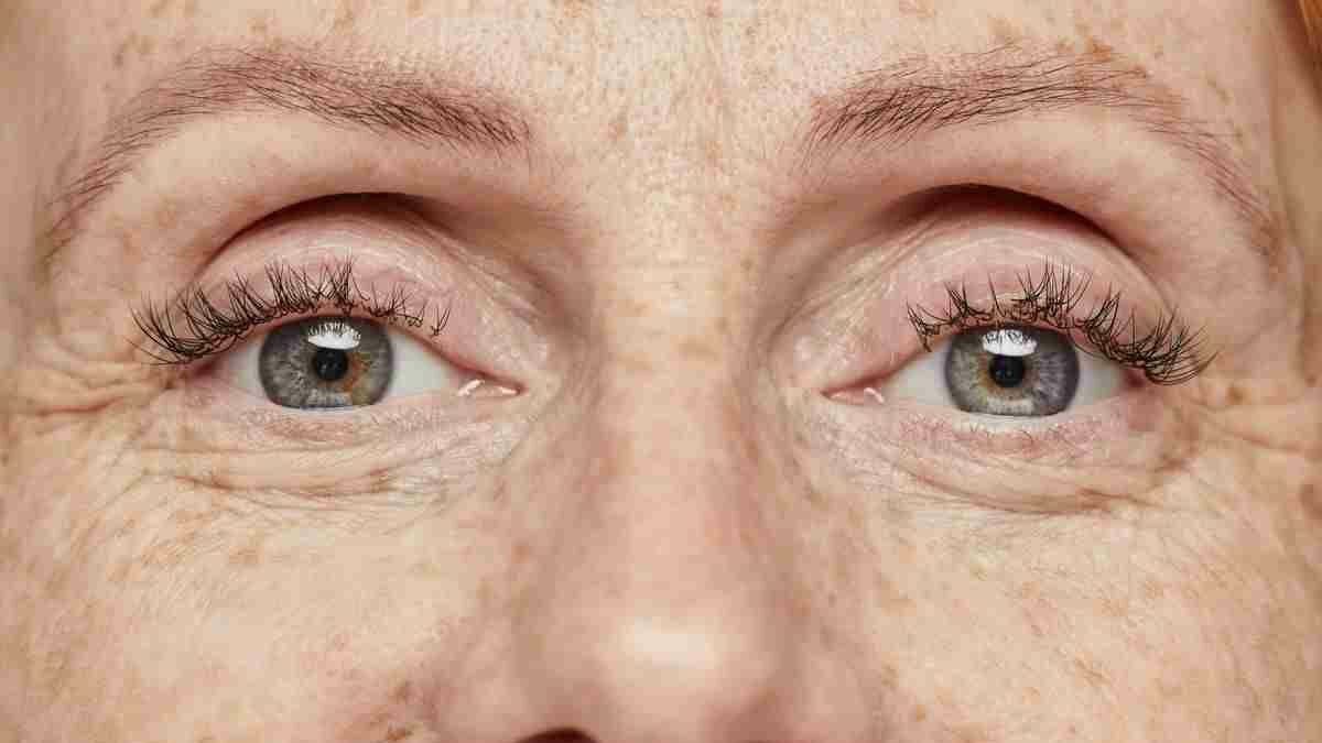 Зрение и старение: как поддерживать здоровье глаз на протяжении жизни