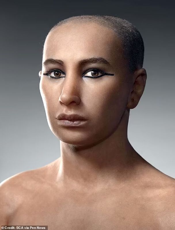 Обличчя Тутанхамона в підлітковому віці / © dailymail.co.uk