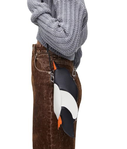 Loewe представив сумку у вигляді пінгвіна вартістю 1450 доларів (фото)