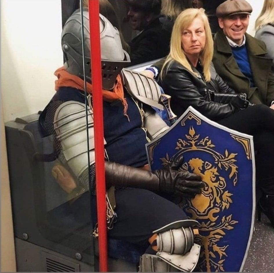 Дивні люди, яких можна побачити у метро
