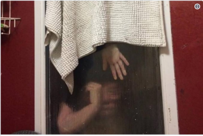 Девушка застряла в окне из-за пикантной ситуации на свидании