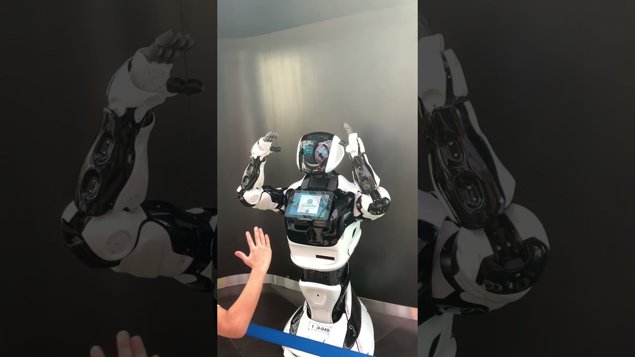 Билейтін робот // танцующий робот // robot - YouTube