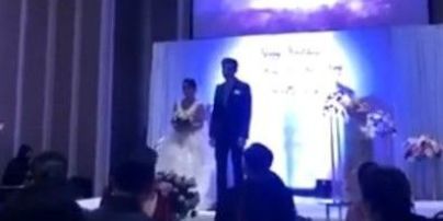 Наречений показав на весіллі ролик, на якому кохана зраджує його з чоловіком сестри – відео