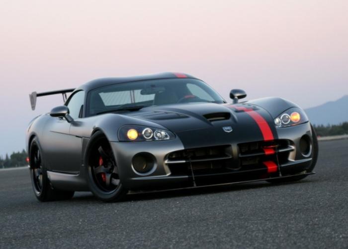 Самые необычные модификации Dodge Viper