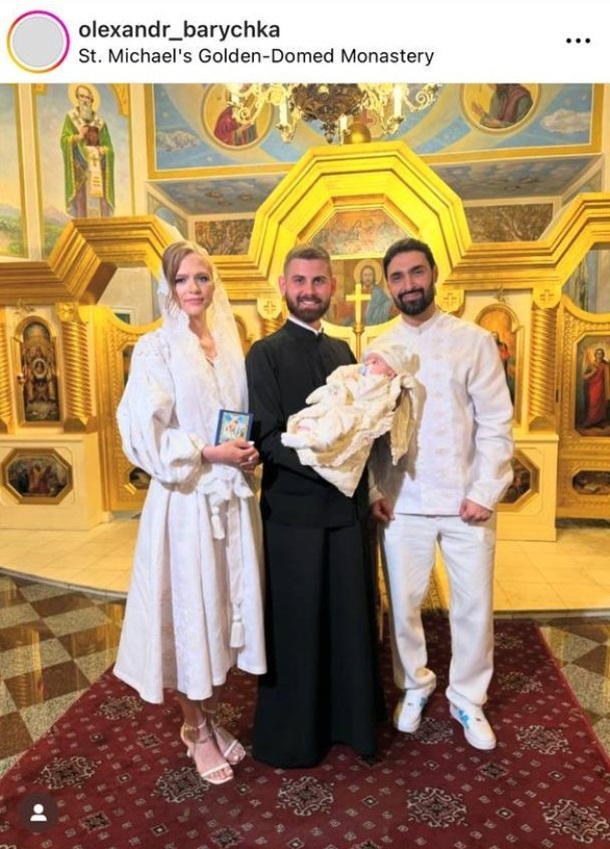 Козловський похрестив сина і вперше показав його обличчя