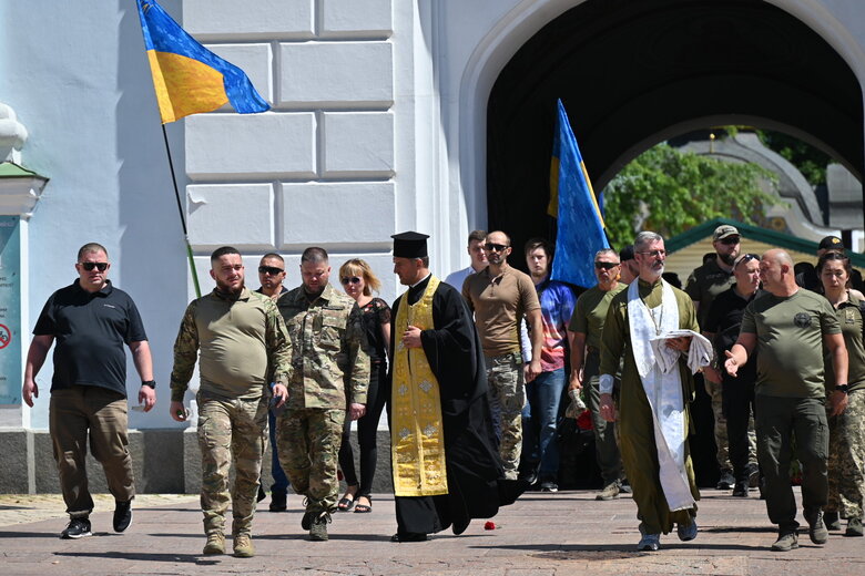 Прощання з воїном Володимиром Сергієвським