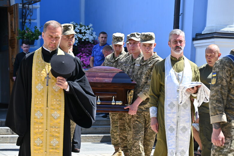 Прощання з воїном Володимиром Сергієвським