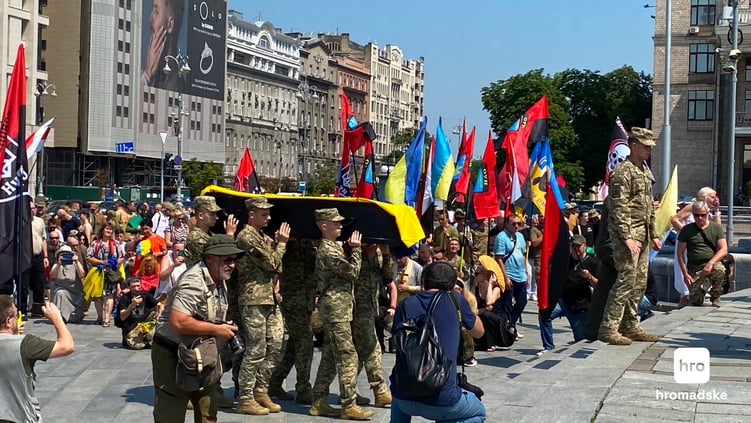 У Києві провели прощання із військовим, засновником добровольчого батальйону «ОУН» Миколою Коханівським (позивний Буревій), 16 липня 2024 року