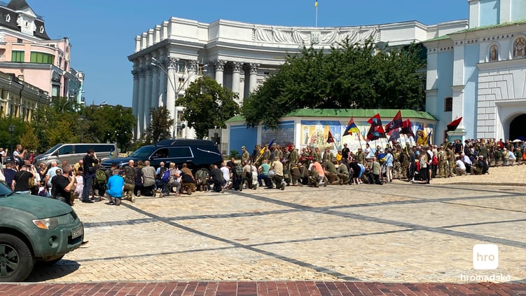 У Києві провели прощання із військовим, засновником добровольчого батальйону «ОУН» Миколою Коханівським (позивний Буревій), 16 липня 2024 року