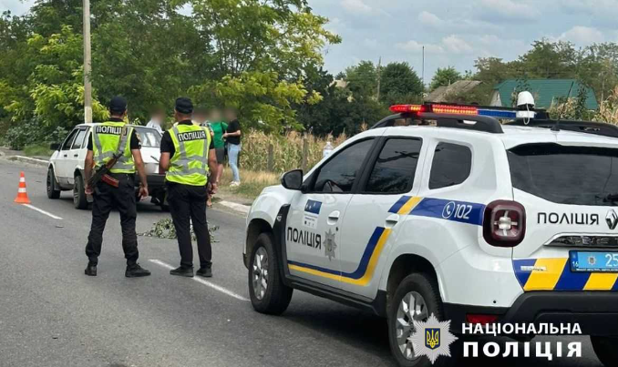 На Одещині водійка на швидкості збила шестирічного хлопчика: дитина померла (фото)