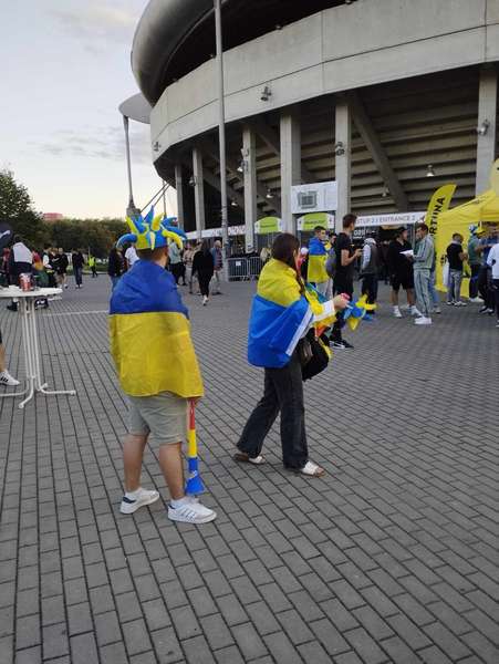 Атмосфера перед матчем Україна — Чехія (+ФОТО)