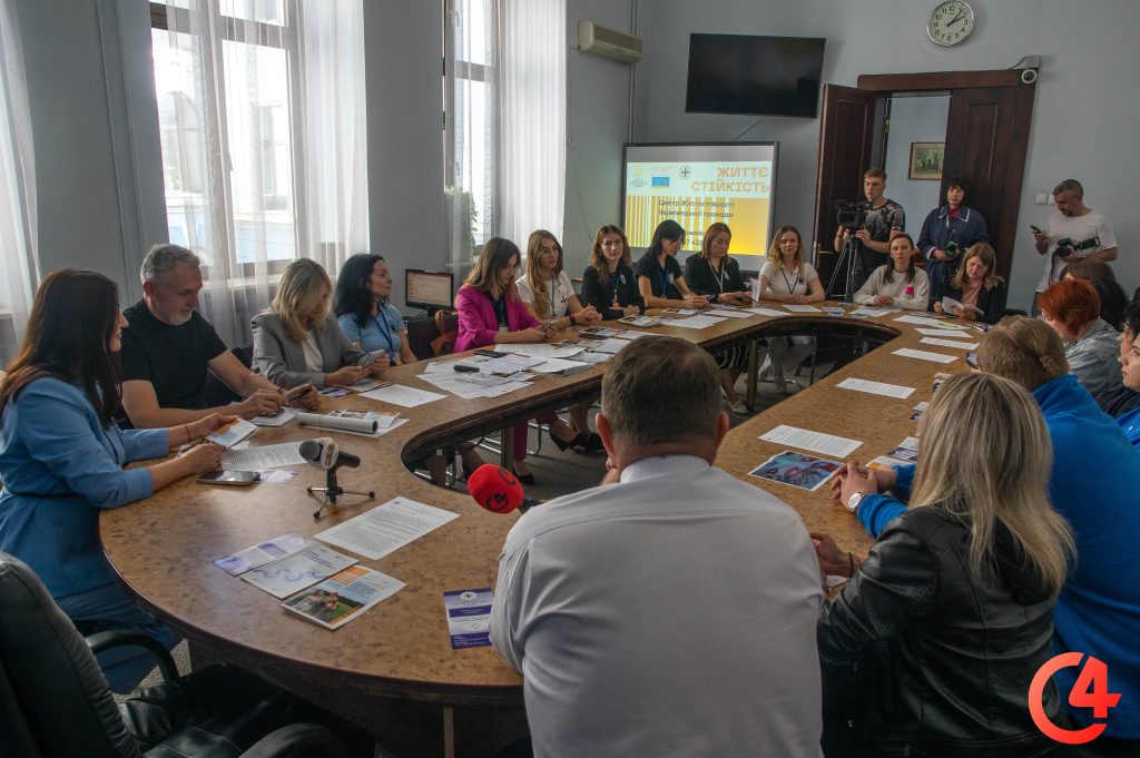 Як у Чернівцях працює Центр життєстійкості (фото)