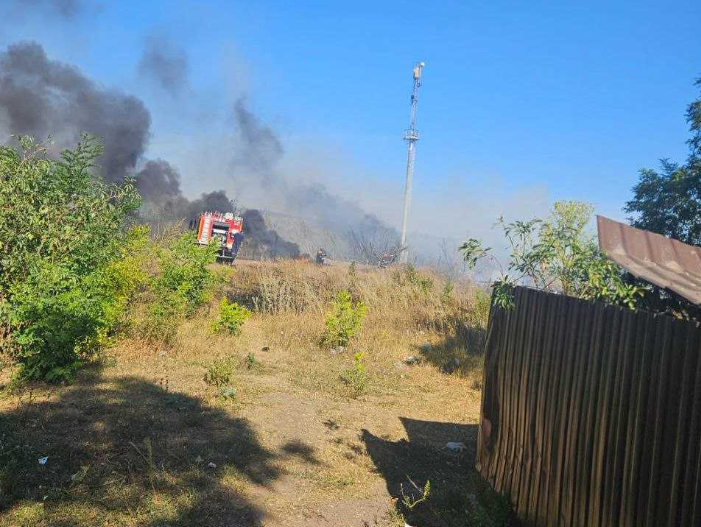 Россияне обстреляли село Шаховое в Донецкой области: пострадали дети (фото)