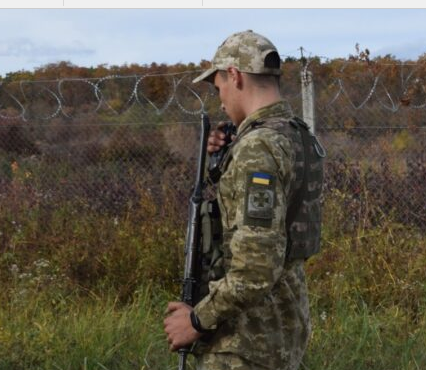 Хотів до Румунії, але заблукав в лісі: біля кордону знайшли жителя Вінниці