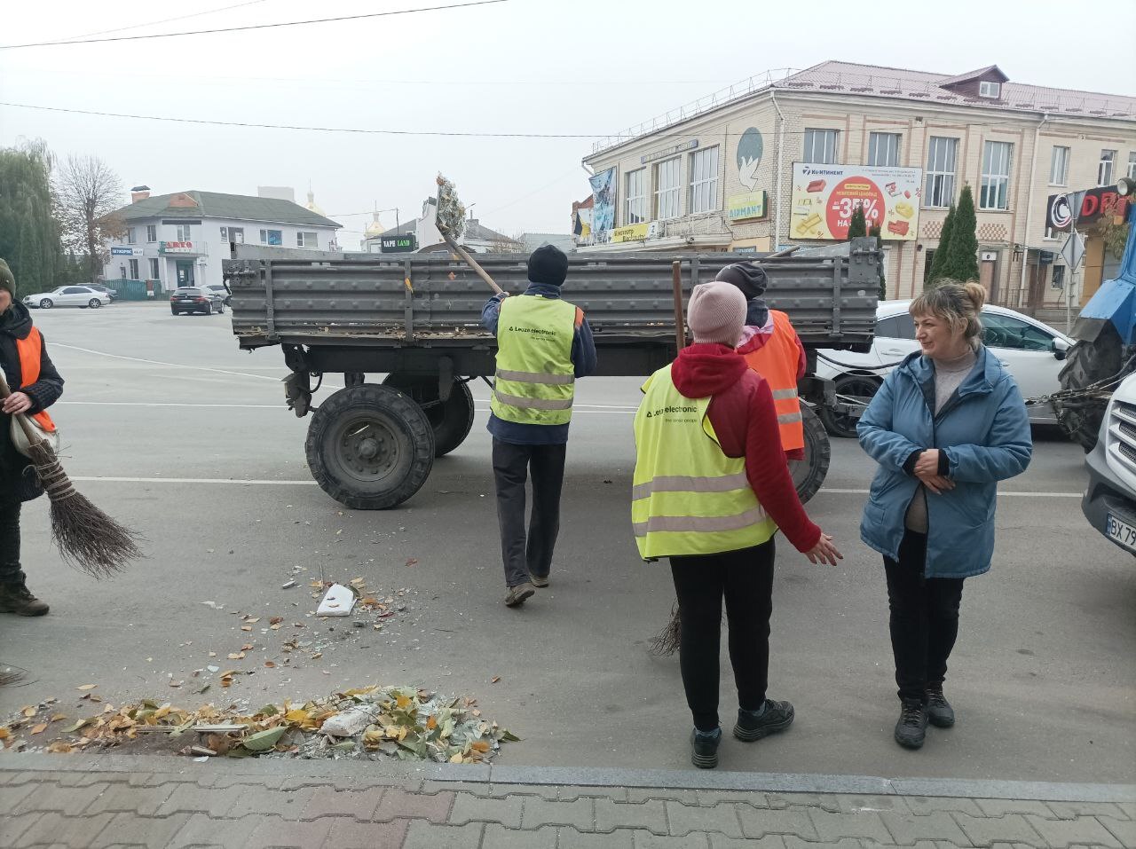 Удар по Староконстантинову 24 октября: подробности местных жителей (ФОТО)