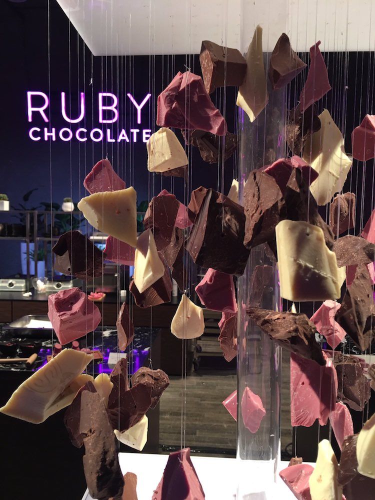 Розовый шоколад - первая инновация на рынке шоколада за 80 лет