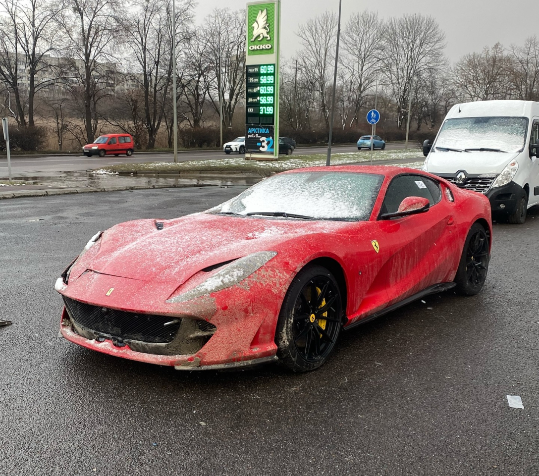 Ferrari 812 Superfast, Ferrari 812, суперкар Ferrari, купе Ferrari