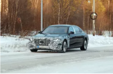 Mercedes S-Class и Maybach S-Class получат новую цифровую панель Hyperscreen