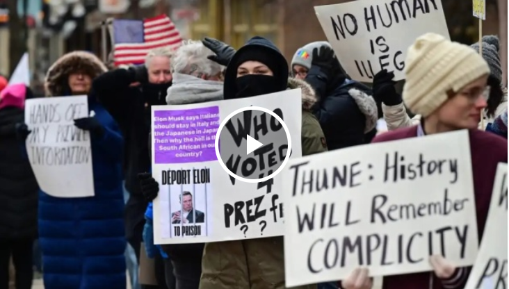 У США тисячі людей вийшли на протести проти політики Трампа та Маска (ВІДЕО)