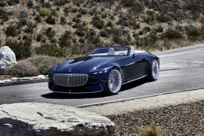 Роскошный кабриолет Mercedes-Maybach 6 представили в Пеббл-бич