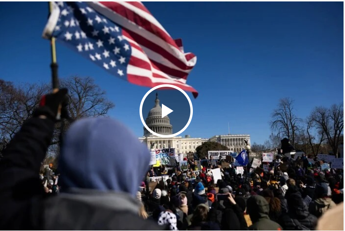 У США пройшли перші масові протести проти політики Трампа