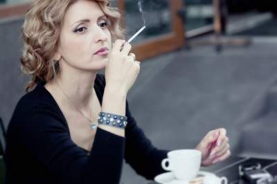 Курильщикам подсказали, какие продукты выводят никотин