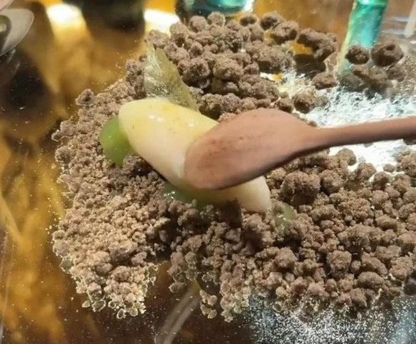 Десерт із фекалій слона / © news.163.com