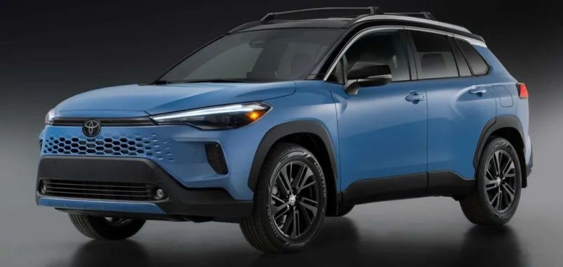 Бюджетний кросовер Toyota 2026 року показали на нових фото
