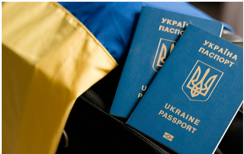 Українським біженцям продовжили тимчасовий захист у ЄС ще на рік