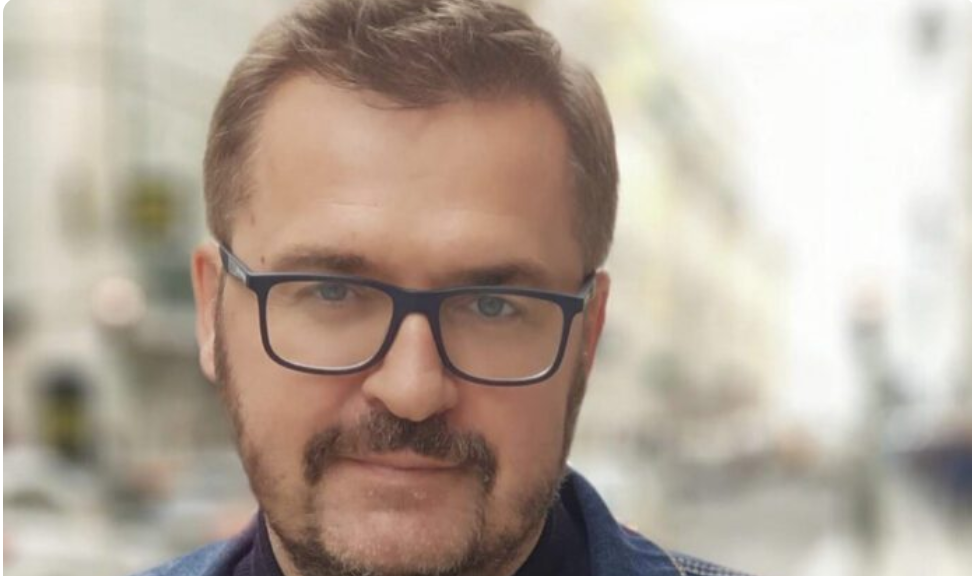 Як виглядає таємна дружина 51-річного Пономарьова? Не бідна, не публічна і не “офіційна”