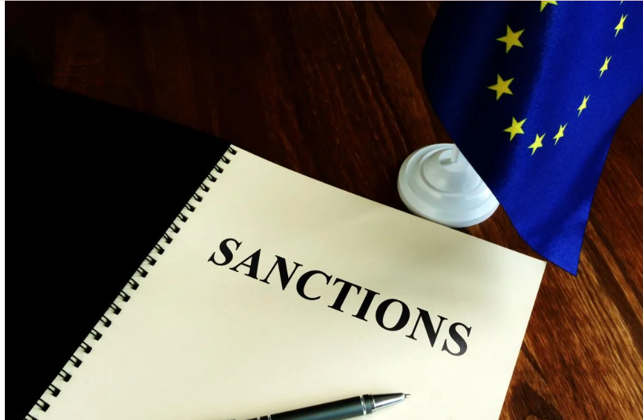Євросоюз погодив 18-й пакет санкцій проти РФ попри опір Словаччини, - журналіст