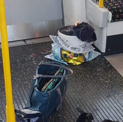 СМИ: В лондонском метро произошел взрыв, есть пострадавшие. Видео