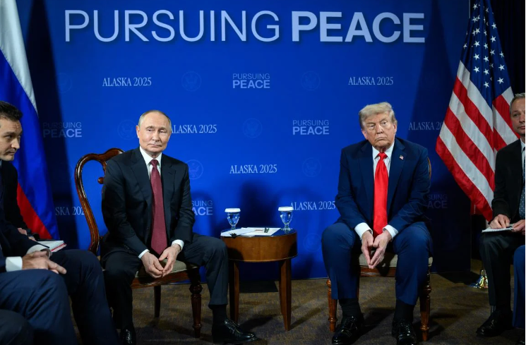 Трамп заявив, що поки не планує вводити санкції проти Росії