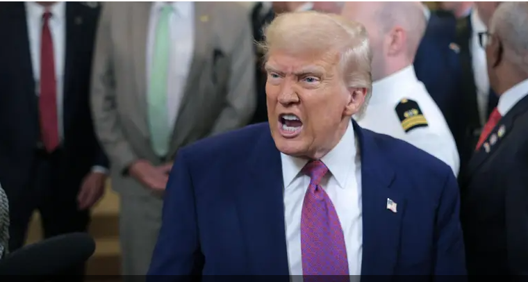 Трамп прокоментував удар по американському підприємству на Закарпатті 