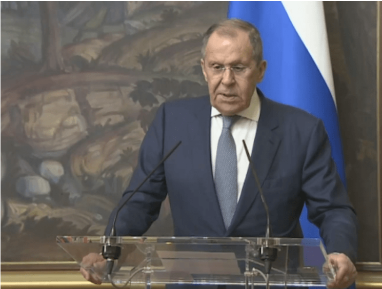Лавров видав "причину", чому Путін уникає зустрічі із Зеленським